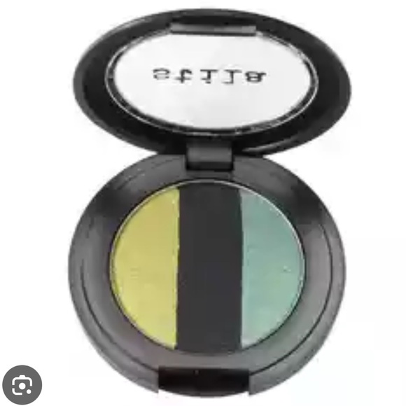 Stila Eyeshadow Trio Palette in Going Green NIB - Picture 2 of 3